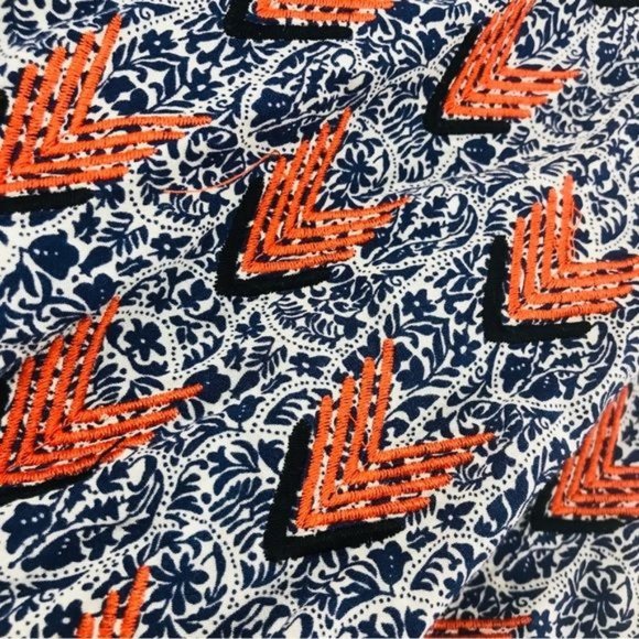 THML Floral Print Embroidered Arrows Top Size Small - Picture 3 of 7